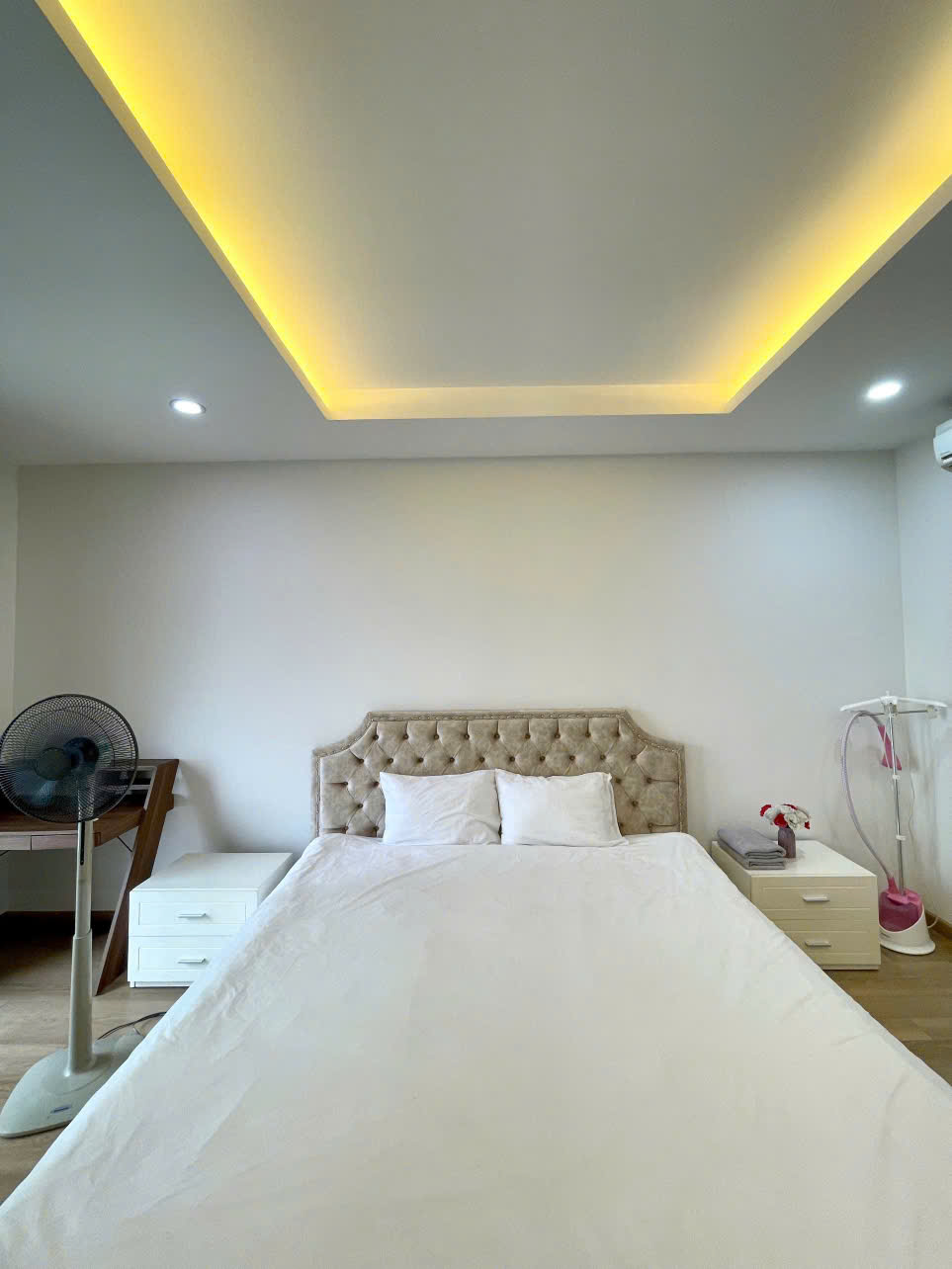 Cho thuê Homestay 4 Phòng Ngủ tại Times City